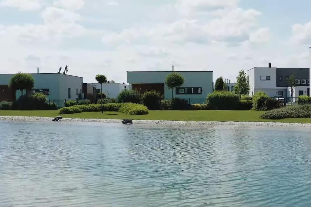 Luxus Appartement Am Golfplatz Und Therme Lutzmannsburg Zsira エクステリア 写真